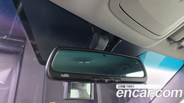 KG Mobility (SsangYong) Tivoli LX 2WD DLX 2015 — фото 15