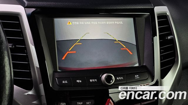 KG Mobility (SsangYong) Tivoli LX 2WD DLX 2015 — фото 16