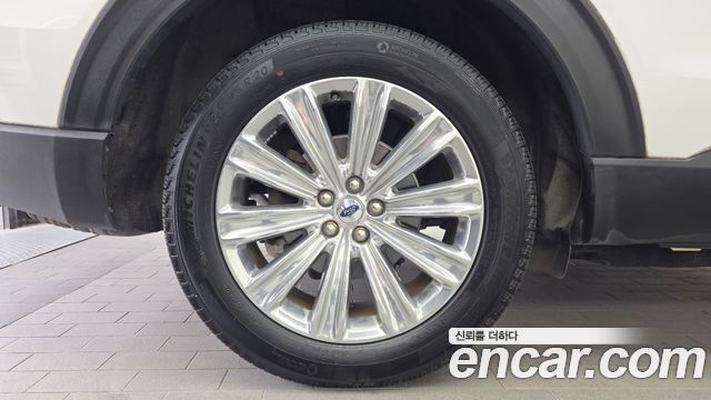 Ford Explorer (VI) 2.3 LimIted 4WD 2021 — фото 5