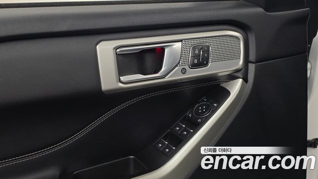 Ford Explorer (VI) 2.3 LimIted 4WD 2021 — фото 17
