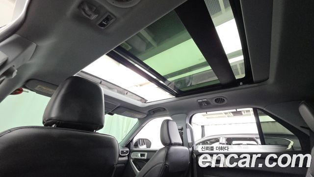 Ford Explorer (VI) 2.3 LimIted 4WD 2021 — фото 18