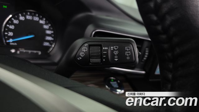Ford Explorer (VI) 2.3 LimIted 4WD 2021 — фото 29