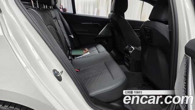 BMW 5 Series (G60) 520i Special Edition 2024 — фото 11