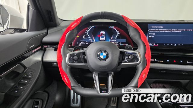 BMW 5 Series (G60) 520i Special Edition 2024 — фото 12