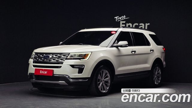 Ford Explorer 2.3 Limited 4WD 5th