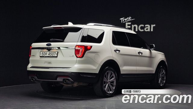Ford Explorer 2.3 Limited 4WD 5th 2018 — фото 2