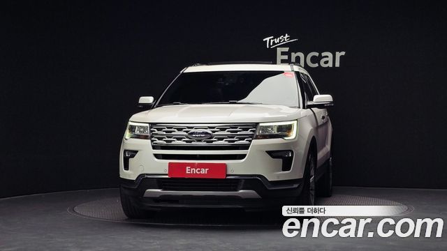 Ford Explorer 2.3 Limited 4WD 5th 2018 — фото 3