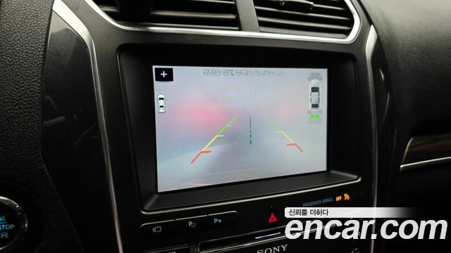 Ford Explorer 2.3 Limited 4WD 5th 2018 — фото 16