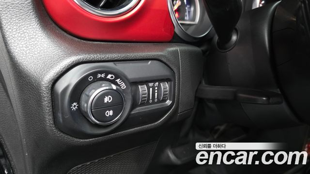 Jeep Wrangler (JL) 2.0 Rubicon 2Door 2022 — фото 31