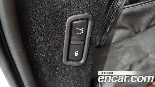 Maserati Levante 3.0 AWD Sport 2017 — фото 34