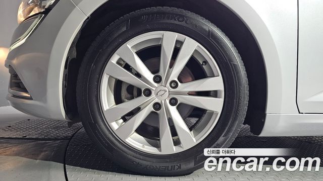 Renault Korea SM6 2.0 GDe SE 2017 — фото 5