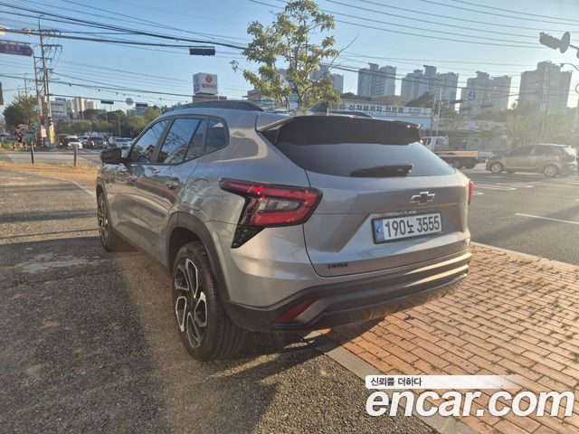Chevrolet Trax Crossover 1.2 RS 2024 — фото 2