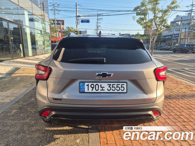 Chevrolet Trax Crossover 1.2 RS 2024 — фото 4