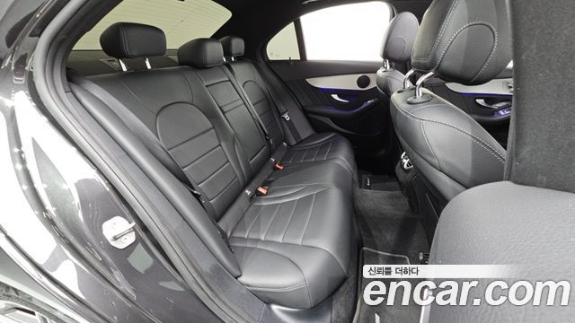 Mercedes-Benz C-Class (W205) C200 AMG Line 2021 — фото 11