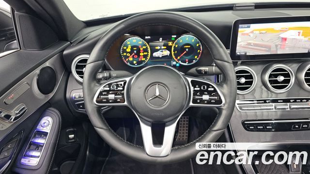 Mercedes-Benz C-Class (W205) C200 AMG Line 2021 — фото 13