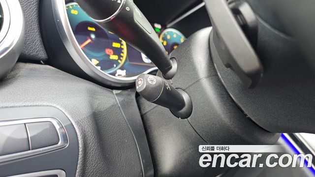 Mercedes-Benz C-Class (W205) C200 AMG Line 2021 — фото 17