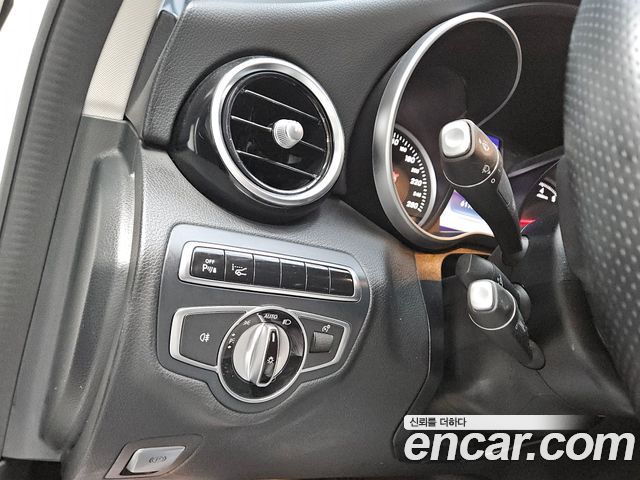 Mercedes-Benz C-Class (W205) C200 Avantgarde 2016 — фото 13