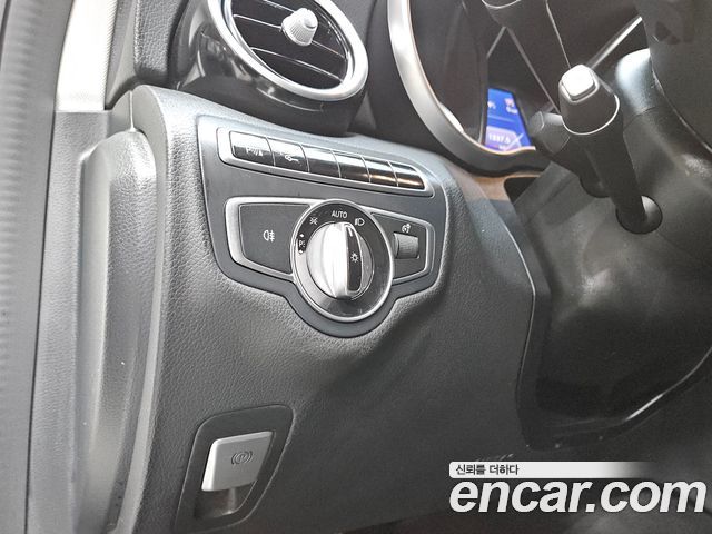 Mercedes-Benz C-Class (W205) C200 Avantgarde 2016 — фото 16