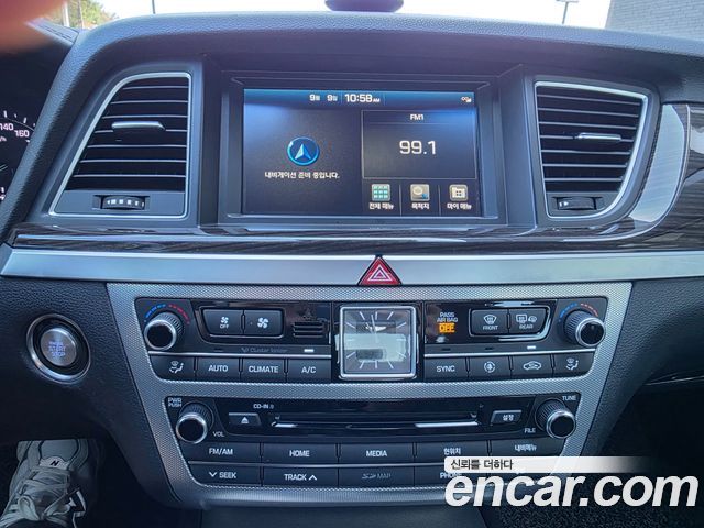 Genesis G80 3.3 GDI AWD Luxury 2018 — фото 19