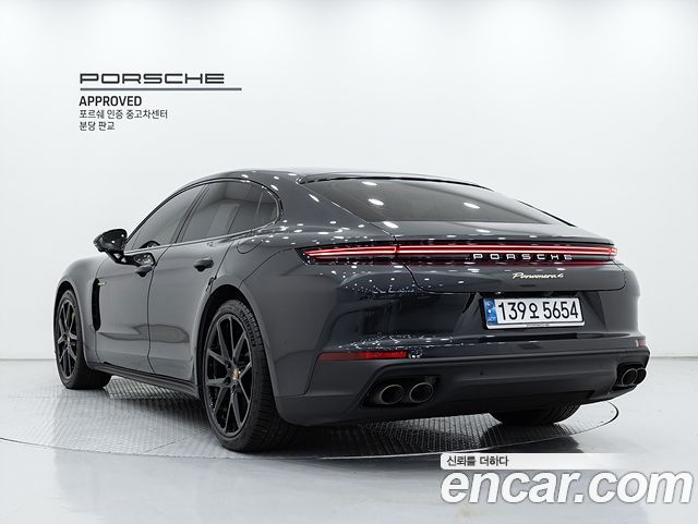 Porsche Panamera (976) 2.9 AWD E-Hybrid 2025 — фото 2