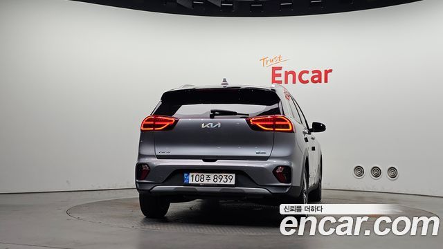 Kia Niro 1.6 HEV Prestige 2022 — фото 4