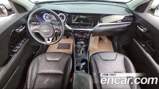 Kia Niro 1.6 HEV Prestige 2022 — фото 7