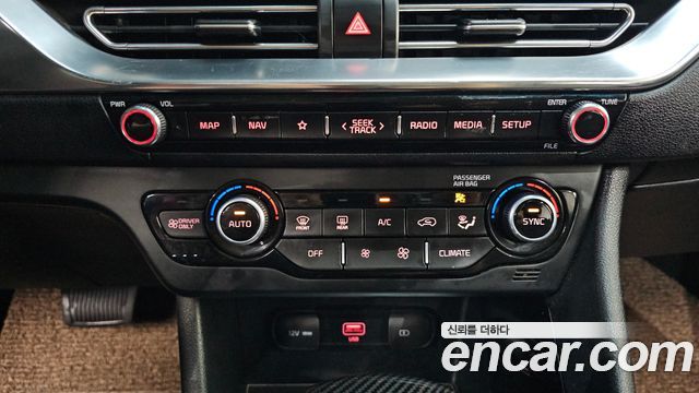 Kia Niro 1.6 HEV Prestige 2022 — фото 18