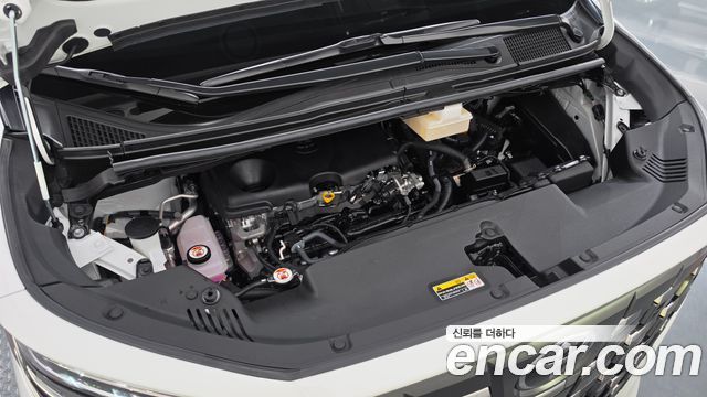 Toyota Alphard (IV) 2.5 HEV Executive AWD 2025 — фото 6