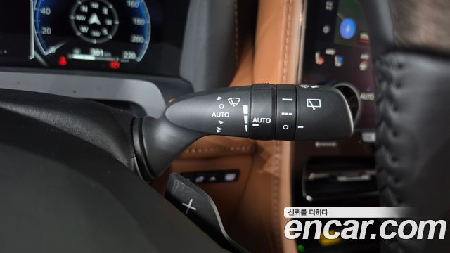 Toyota Alphard (IV) 2.5 HEV Executive AWD 2025 — фото 20