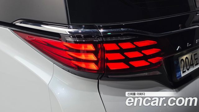 Toyota Alphard (IV) 2.5 HEV Executive AWD 2025 — фото 23