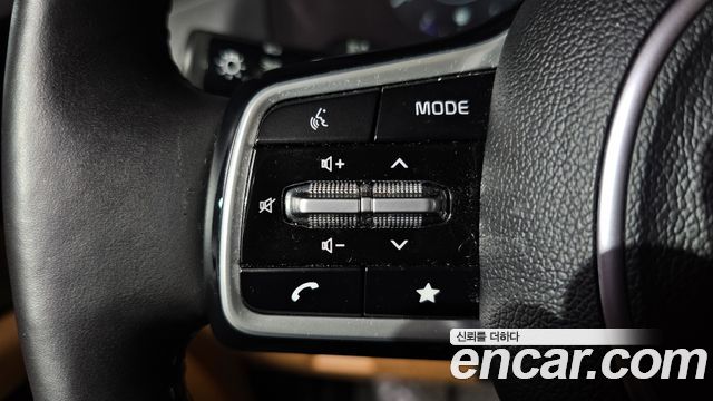 Kia Carnival (IV) Diesel 9-Seater Prestige 2023 — фото 15