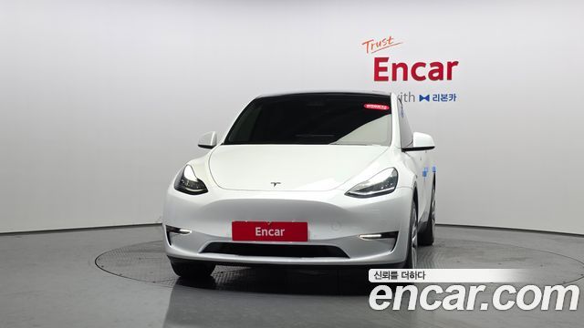 Tesla Model Y Long Range AWD 2022 — фото 3