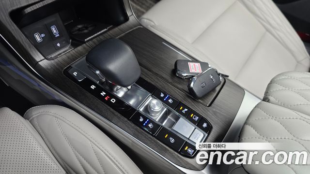 Kia K7 Premier Hybrid Signature 2020 — фото 9