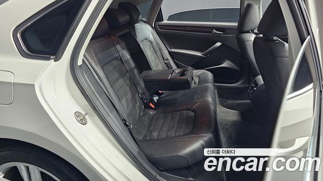 Volkswagen Passat 2.0 TDI B7 2015 — фото 11