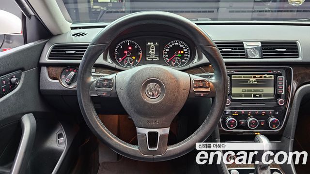 Volkswagen Passat 2.0 TDI B7 2015 — фото 12