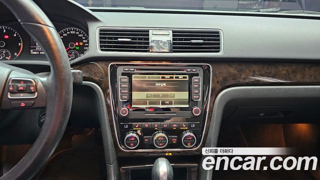 Volkswagen Passat 2.0 TDI B7 2015 — фото 13