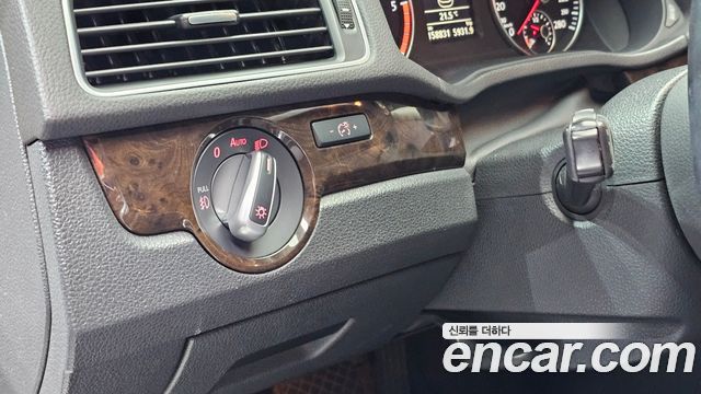 Volkswagen Passat 2.0 TDI B7 2015 — фото 15