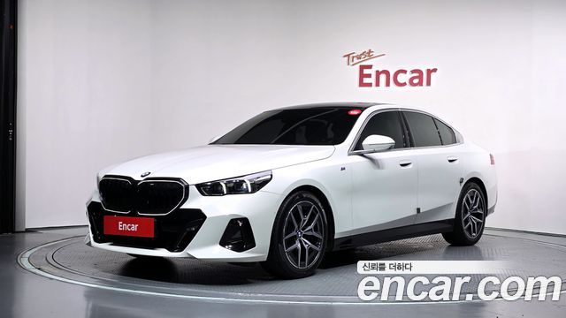 BMW 5 Series (G60) 520i M Sport