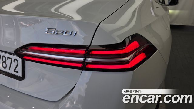 BMW 5 Series (G60) 520i M Sport 2024 — фото 23