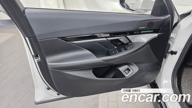BMW 5 Series (G60) 520i M Sport 2024 — фото 24