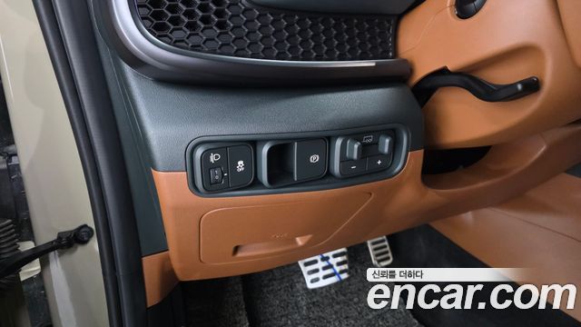 Kia Tasman 2.5T Gasoline 4WD X-Pro 2026 — фото 27