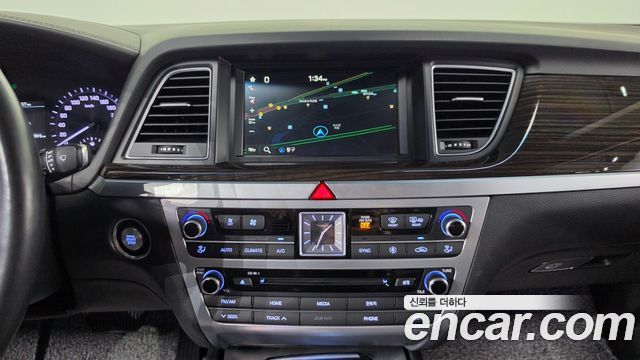 Genesis G80 3.3 GDI Luxury 2018 — фото 19