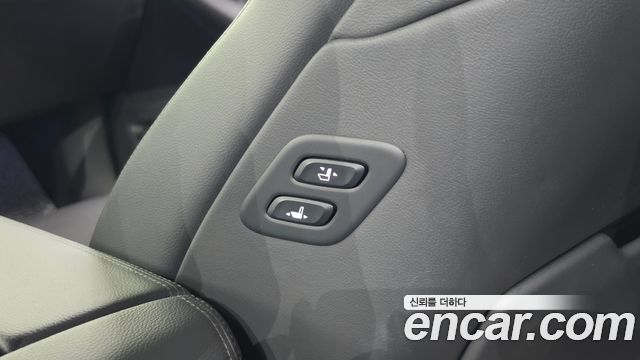 Genesis G80 3.3 GDI Luxury 2018 — фото 24