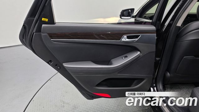 Genesis G80 3.3 GDI Luxury 2018 — фото 31