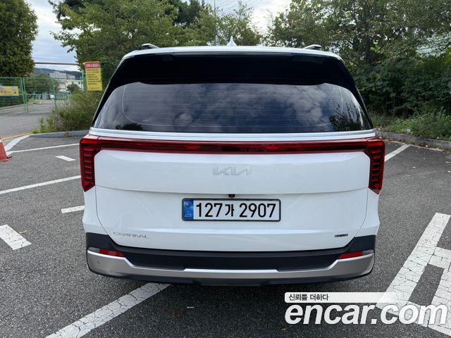 Kia Carnival (IV) HEV 9 seater Prestige 2024 — фото 4