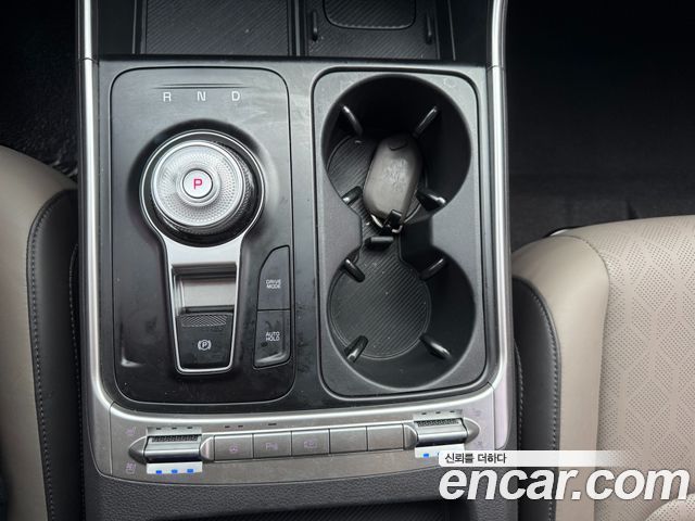 Kia Carnival (IV) HEV 9 seater Prestige 2024 — фото 8