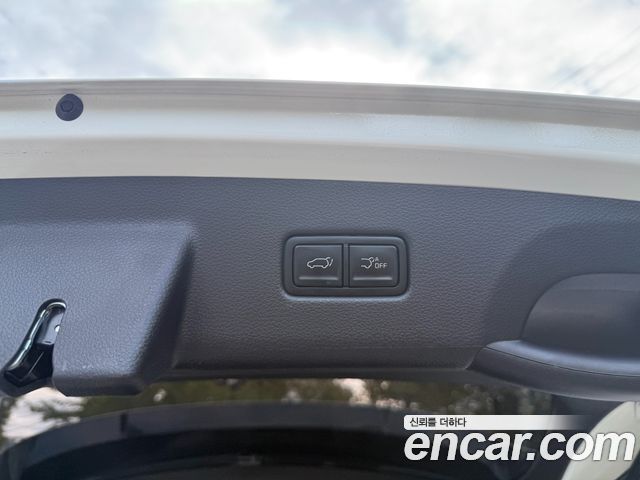 Kia Carnival (IV) HEV 9 seater Prestige 2024 — фото 24
