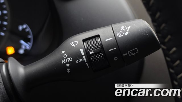 Lexus NX300h Supreme 2018 — фото 22