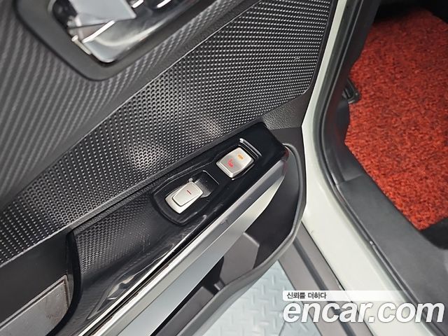 KG Mobility (SsangYong) Tivoli Armor LX 2WD 2018 — фото 17