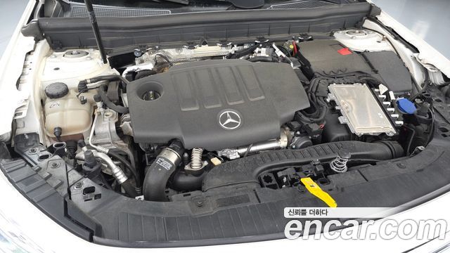 Mercedes-Benz GLB-Class (X247) GLB200 d 2021 — фото 6